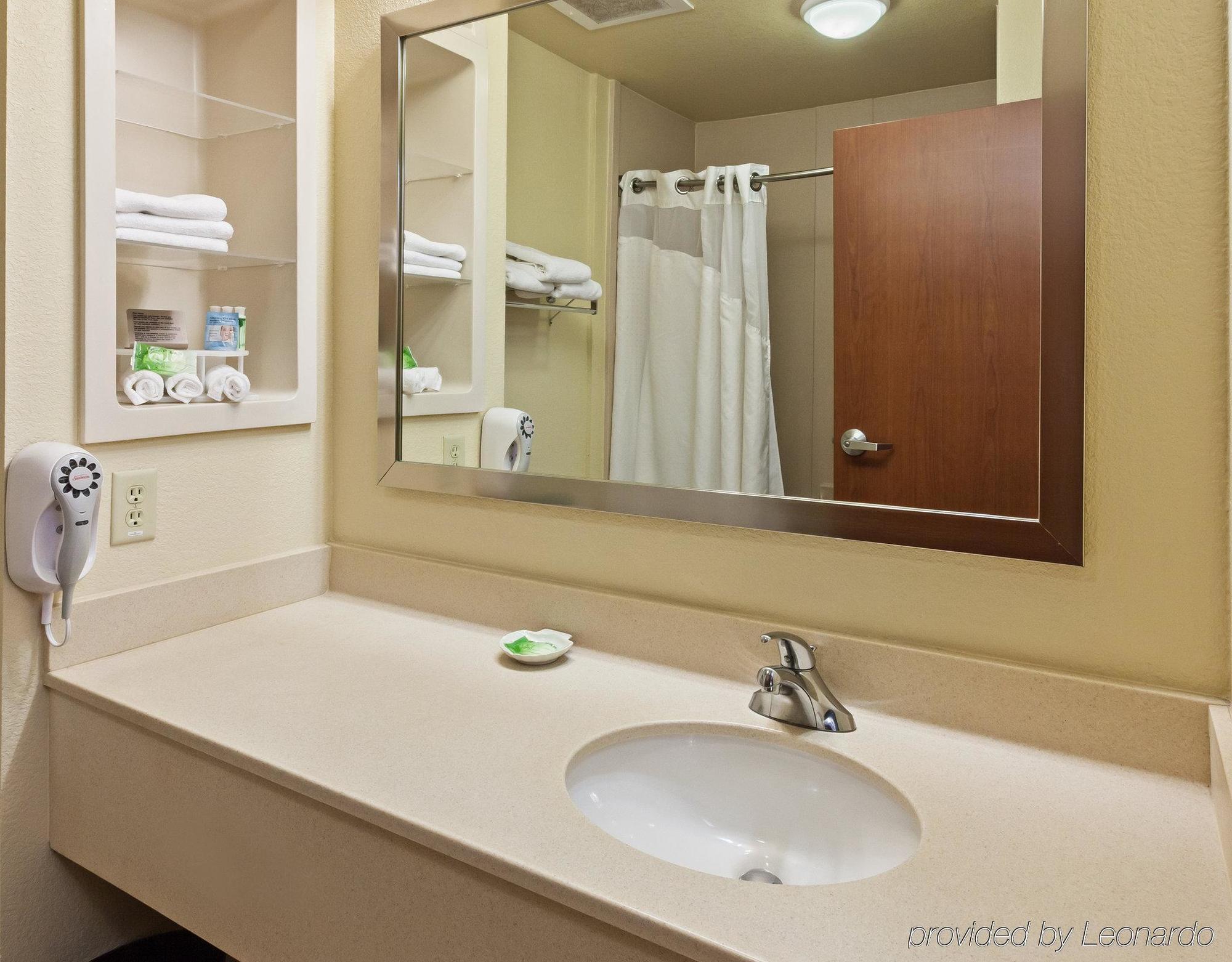 Holiday Inn Express & Suites Austin Nw - Lakeline By Ihg Екстериор снимка