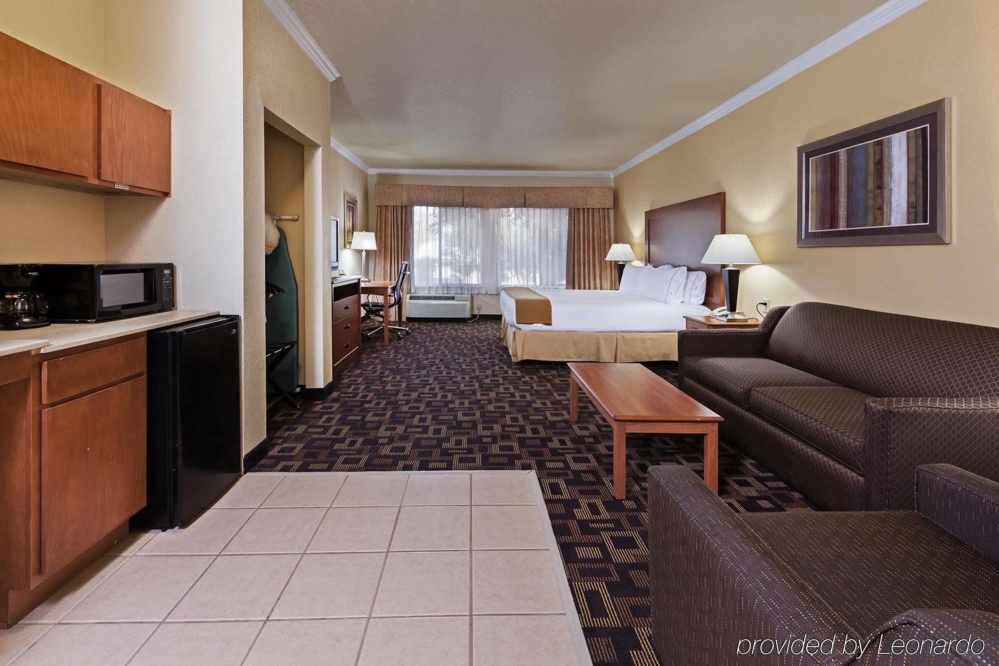 Holiday Inn Express & Suites Austin Nw - Lakeline By Ihg Екстериор снимка