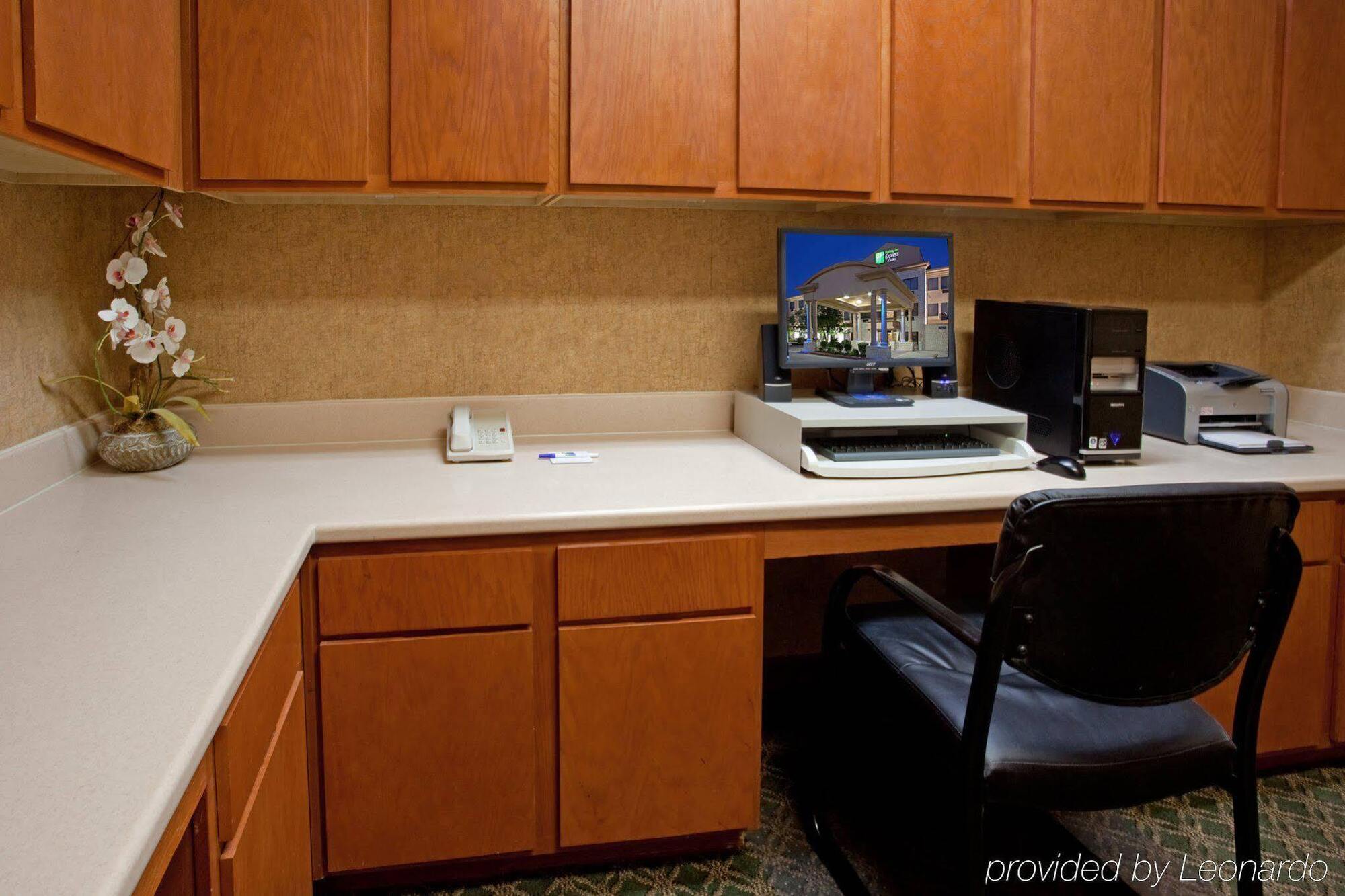 Holiday Inn Express & Suites Austin Nw - Lakeline By Ihg Екстериор снимка